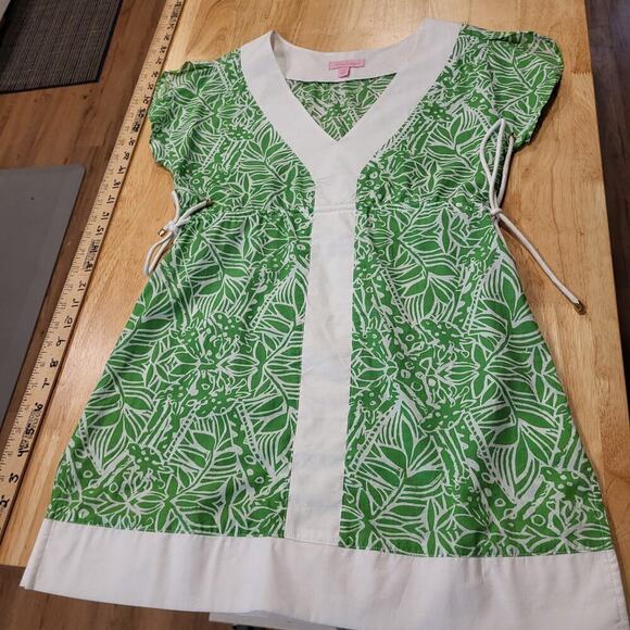 Lilly Pulitzer Tops - Lilly Pulitzer Green Botanical Print White Trim Baby Doll Top Cap Sleeve Trim XS